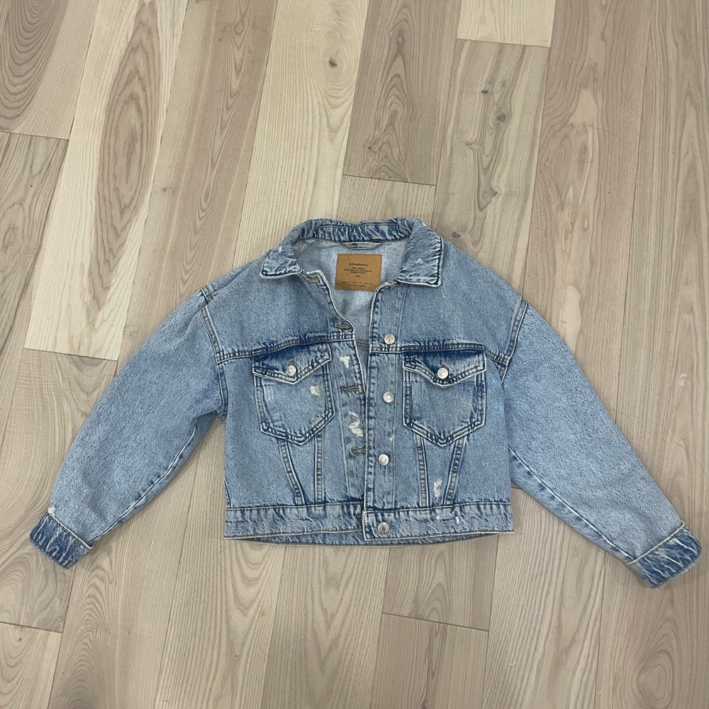Stradivarius Cropped Jean Jacket